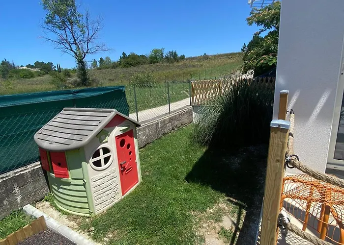 Casa vacanze L'évidence Saint-Étienne-de-Fontbellon